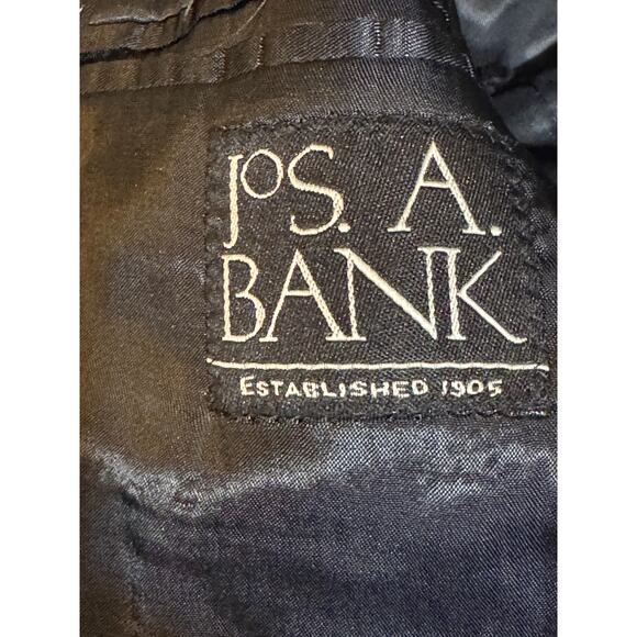 Jos. A. Bank · 43R · Pinstripe Wool Blazer · Two-Button · Blue/Black - Picture 8 of 9